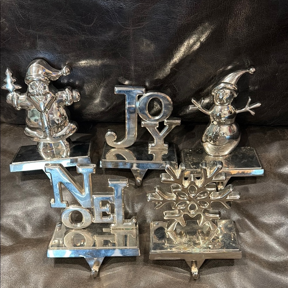 (5) ~ Home Accents ~ 7 inch diecast metal, stocking hangers
